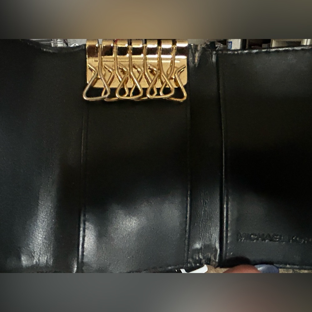 MK Key Case - Picture 12 of 12
